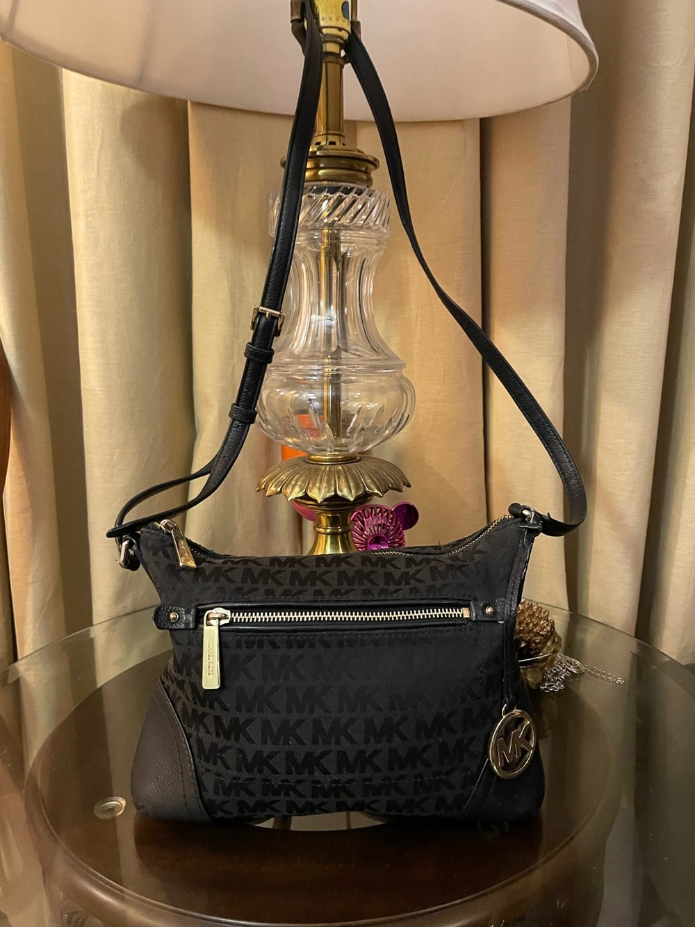 Michael Kors please check all picture of condition